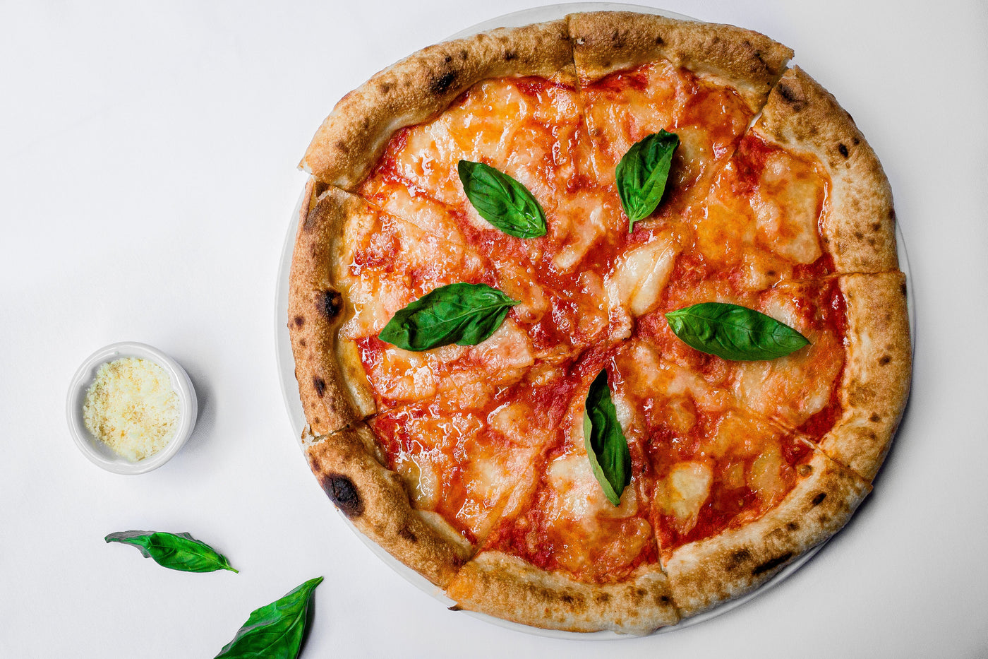 Pizza | Lucca | Italian Restaurant Delivery | Villa Rosa Kempinski